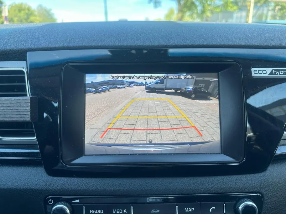 Kia Niro 1.6 GDi Hybrid DynamicLine | Trekhaak | Carplay | Automaat | Camera |