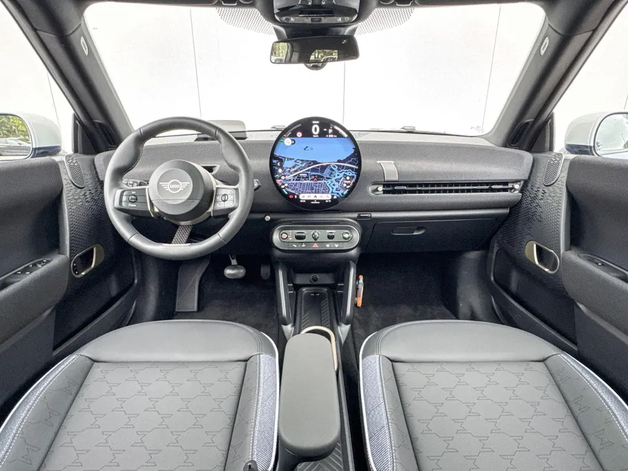 MINI Cooper 3-deurs Electric Cooper SE Favoured M 54.2 kWh