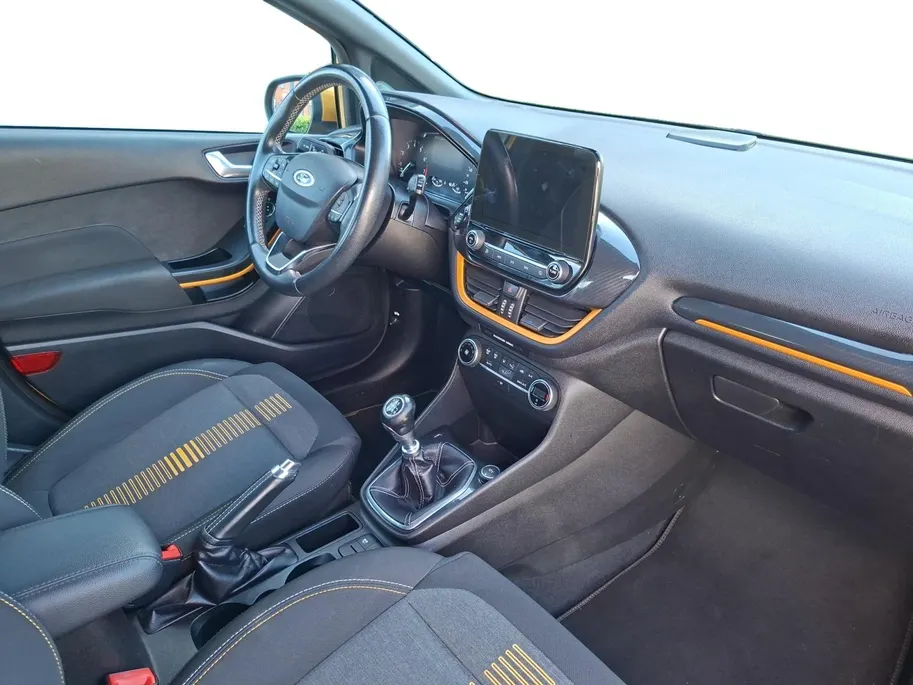 Ford Fiesta 1.0 EcoBoost Active First Edition | Climate Control | Voorruitverwarming | Adaptive cruisecontrol | 17' Lichtmetaal | Navigatie | Parkeersensoren |