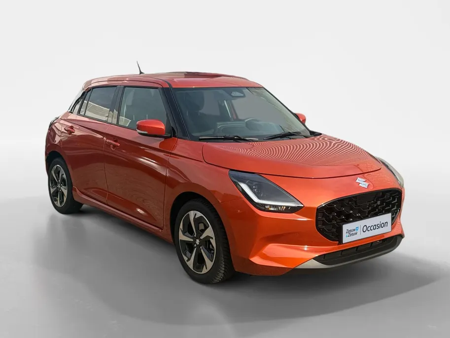 Suzuki Swift 1.2 Style Smart Hybrid Automaat | Climate Control | Stoelverwarming | Navigatie | Dodehoek detectie | Achteruitrijcamera | Adapt. Cruise Control | 12 maanden garantie