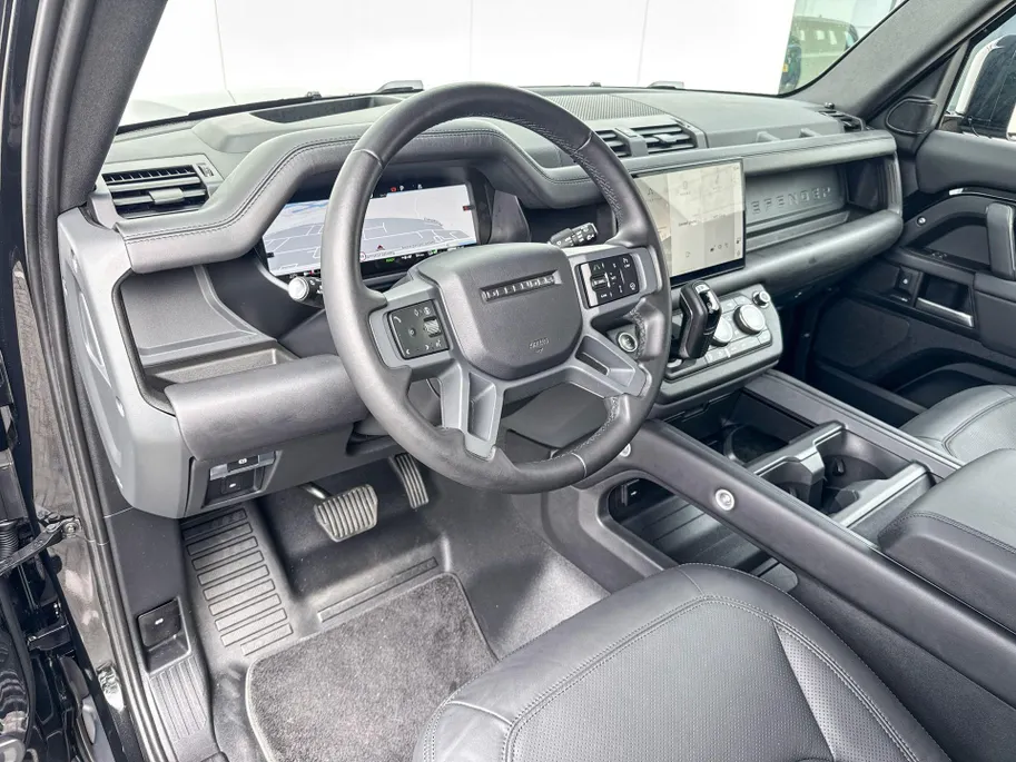 Land Rover Defender 110 2.0 P300e 110 X-Dynamic HSE