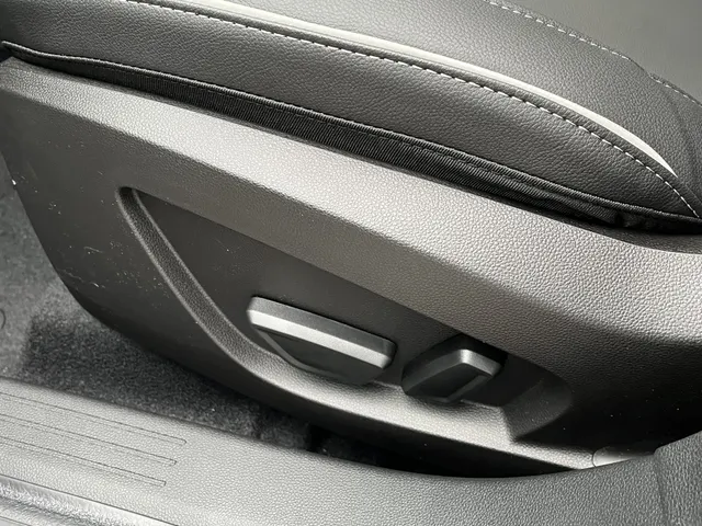 Mitsubishi Grandis 1.8 HEV Instyle | Panoramadak | Harman Kardon