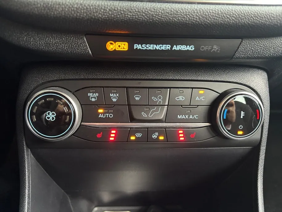 Ford Fiesta 1.0 EcoBoost Hybrid Titanium | Winter Pack | Keyless | Apple Carplay / Android auto