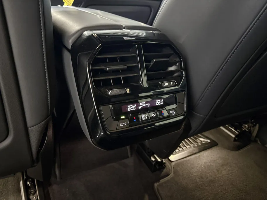 BMW iX xDrive40 High Executive Sportpakket