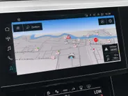 Audi Q8 e-tron 55 408pk Quattro S Edition Competition 115 kWh · SOH 90,9% · Panoramadak · Luchtvering · 360 Camera · Elek. Voorstoelen · 20'' Inch ·