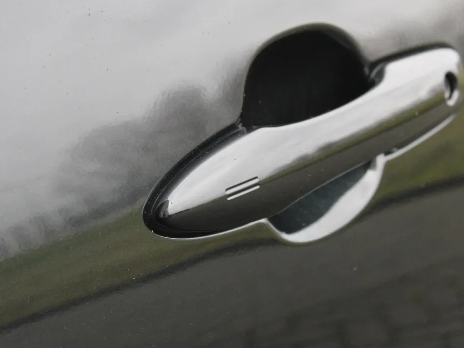 Mazda 2 Hybrid 1.5 Agile | Comfort Pakket | Airco | Apple carplay / Android auto | 15' LM |
