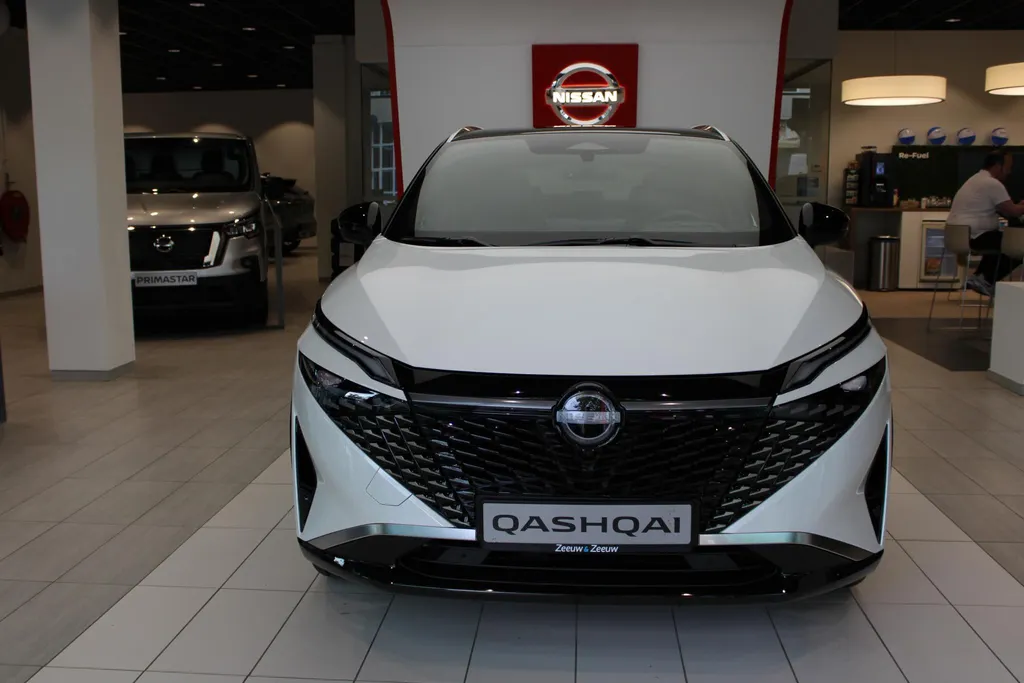 Nissan QASHQAI 1.3 MHEV Xtronic Tekna Plus | 1800KG TREKGEWICHT | €5.000,- VOORRAAD KORTING! | FULL OPTION |