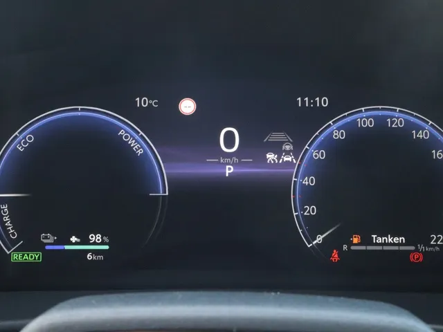 Toyota C-HR 2.0 PHEV 220 Executive | Panoramadak | Stoel/Stuur Verwarming