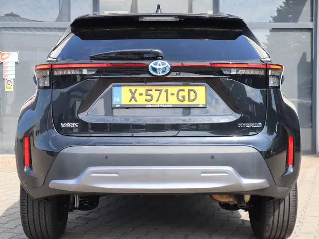 Toyota Yaris Cross 1.5 Hybrid Explore | Stoelverwarming | Parkeersensoren