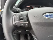 Ford Fiesta 1.0 EcoBoost Hybrid Vignale | Dealer onderhouden | NL auto | Adapt. cruise control | Pano dak | BLIS | Winter pack | Parkeersensoren voor en achter | Achteruitrijcamera | 17' lichtmetalen velgen | Bovag garantie |