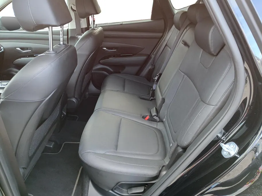 Hyundai Tucson 1.6 T-GDI PHEV Premium | Apple Carplay/Android Auto | Climate control | Adaptive Cruise Control | Lichtmetalen velgen 19'