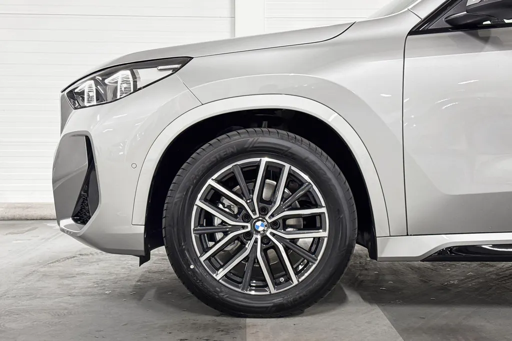 BMW iX1 eDrive20