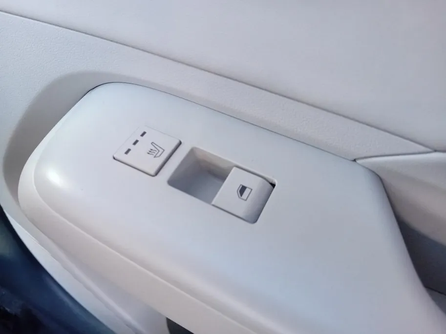 Hyundai Kona Premium sky ! Als nieuw! | Vol Opties | NU Incl. 12 maanden garantie, APK, Onderhoudsbeurt etc. Premiumpakket gratis! |
