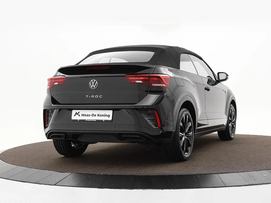 Volkswagen T-Roc Cabrio 1.5 TSI 150pk DSG R-Line · Camera · Apple/Android Car Play · Stoel-& Stuurverwarming · P-Sensoren · 18'' Inch ·