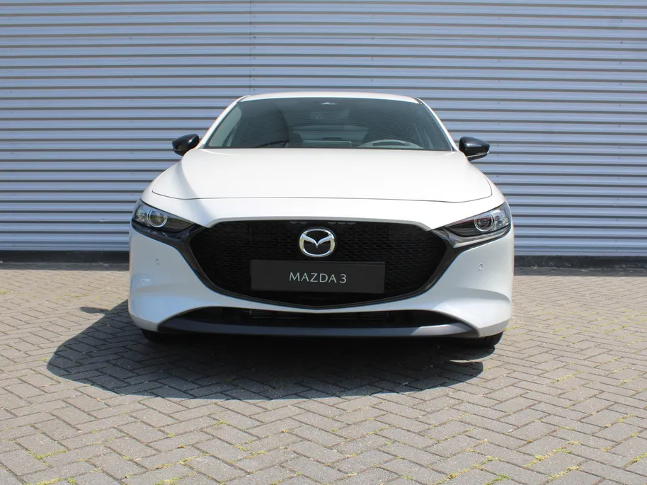 Mazda 3 2.0 e-SkyActiv-G M Hybrid 150 Homura | Stoelverwarming | Camera | Dodehoek detectie | HUD | 18' LM | LED | Cruise adapt. |
