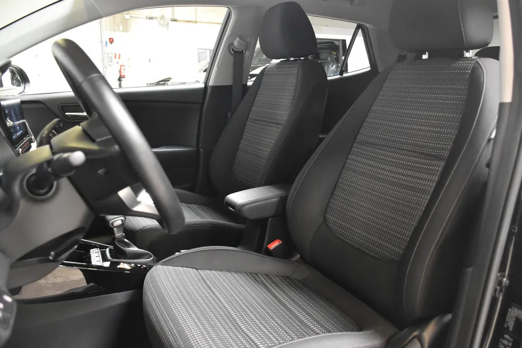 Kia Stonic 1.0 T-GDi MHEV 100pk DCT7 DynamicPlusLine