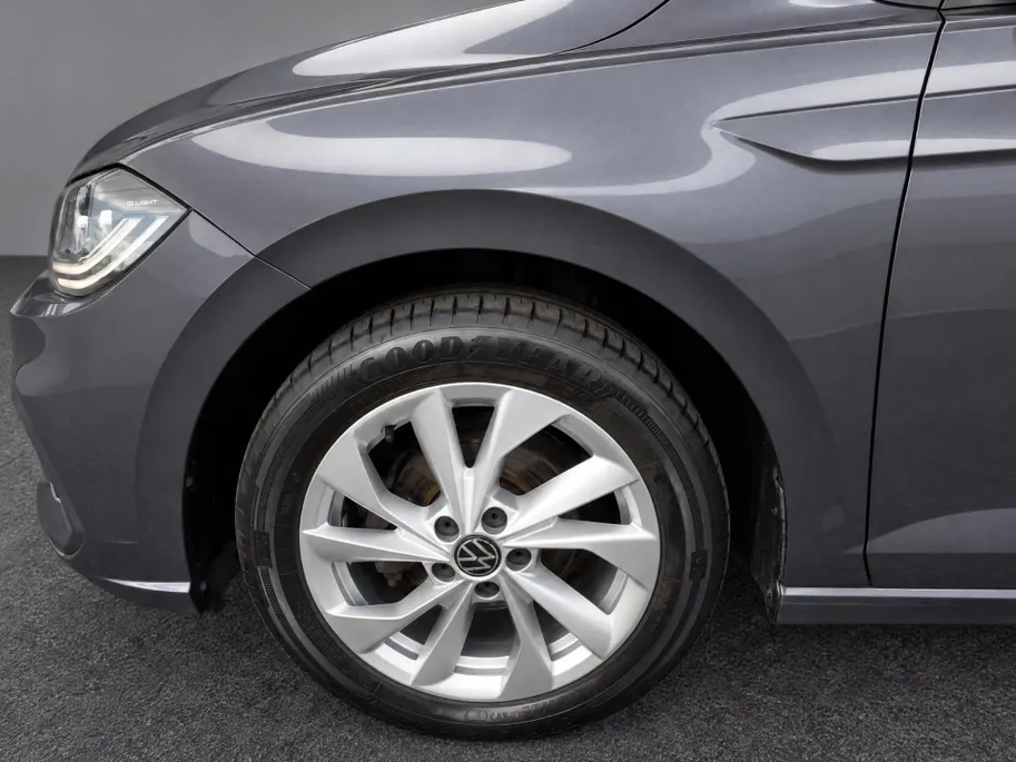 Volkswagen Polo 1.0 TSI 95pk DSG Style · Camera · Apple/Android Car Play · Stoelverwarming · Navigatie · Trekhaak · 16'' Inch ·