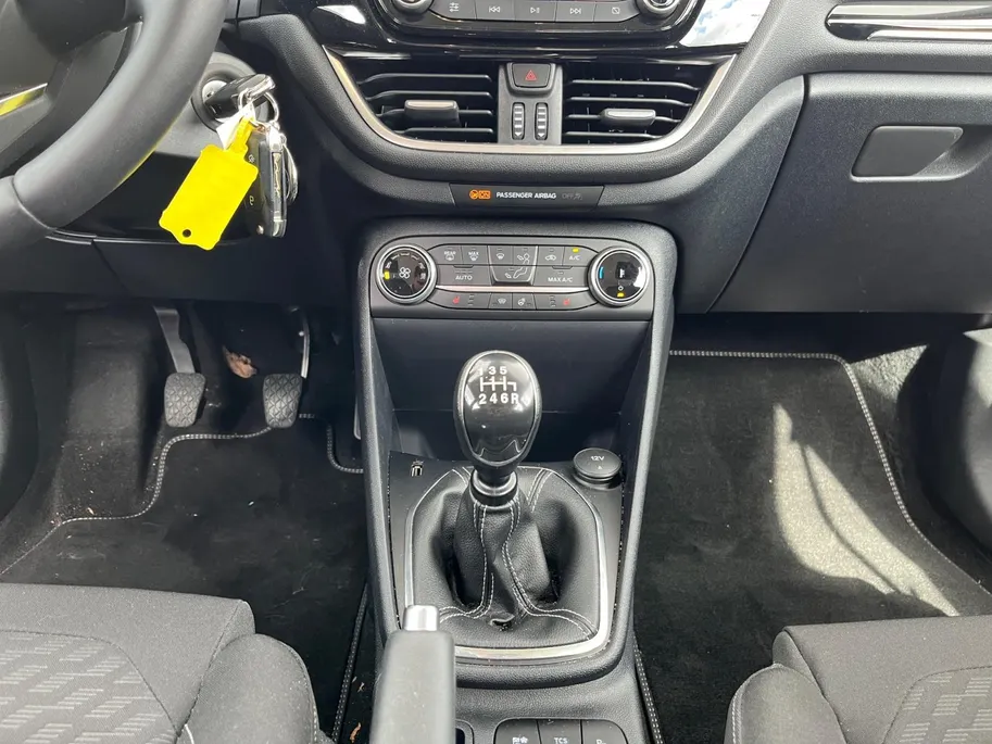 Ford Fiesta 1.0 EcoBoost Hybrid Titanium |Winterpack| Cruise control adaptief| Achteruitrijcamera| 12 maanden Bovag garantie|