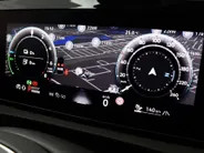 Volkswagen Tiguan 1.5 eHybrid 204pk DSG R-Line Edition · Panoramadak · 360 Camera · Inklap. Trekhaak · Matrix LED · Stuur- & Stoelverwarming + Massage · Achterbank verwarmd · Garantie t/m 09-10-2030 of 100.000km