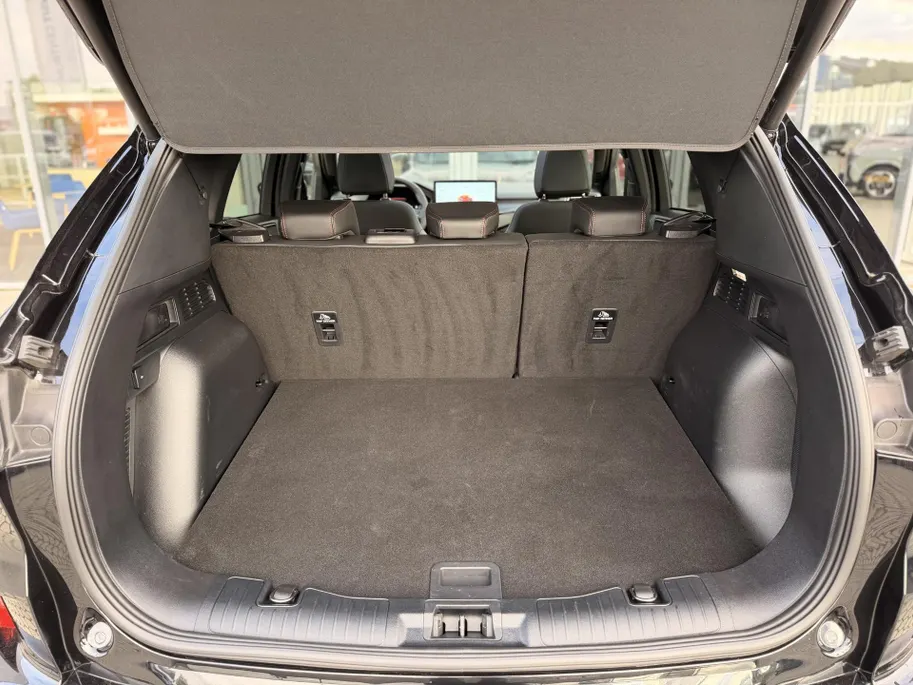 Ford Kuga 2.5 PHEV ST-Line X DRIVER ASSISTANCE PACK I WINTER PACK I BLACK PACKAGE I  PANORAMADAK I MATRIX LED-KOPLAMPEN I APPLE CARPLAY / ANDROID AUTO I