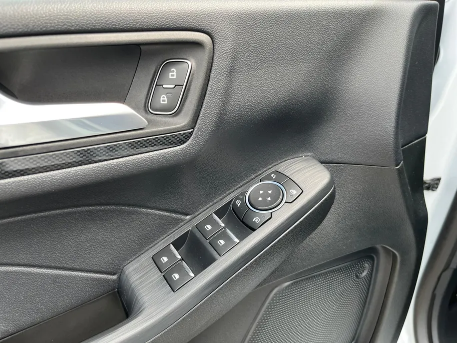 Ford Kuga 2.5 PHEV ST-Line | Winter Pack | Technology Pack | Achteruitrijcamera | Apple Carplay & Android Auto |