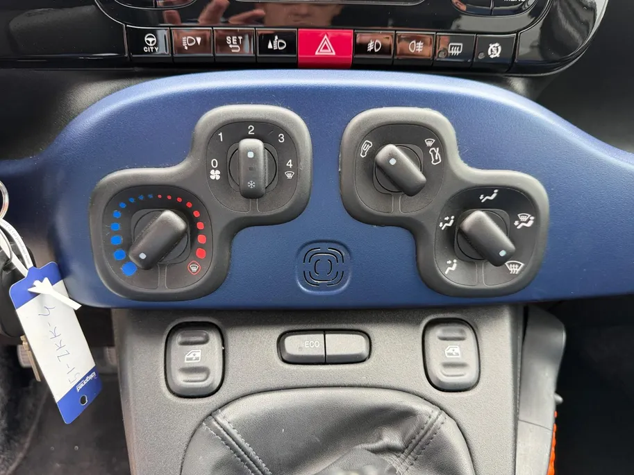 Fiat Panda 0.9 TwinAir Sempre | Bluetooth | Airco | Trekhaak | Stuurbediening | USB |