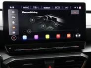 CUPRA Formentor 1.4 TSI 204pk DSG e-Hybrid Essential · SOH 95,6% · Panoramadak · Wegklapbare Trekhaak · Camera · Apple/Android Car Play · Stuurwiel Verwarming · 18'' Inch ·