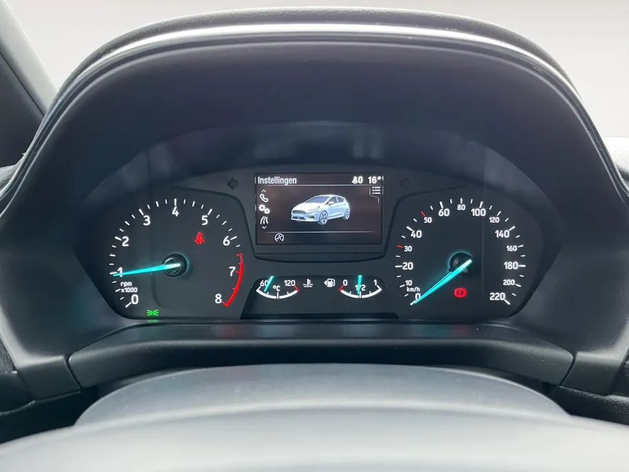Ford Fiesta 1.0 EcoBoost ST-Line |Apple Carplay/Android Auto|lichtmetalen velgen 17'| Spoiler| Voorruitverwarming|12 maanden Bovag garantie|