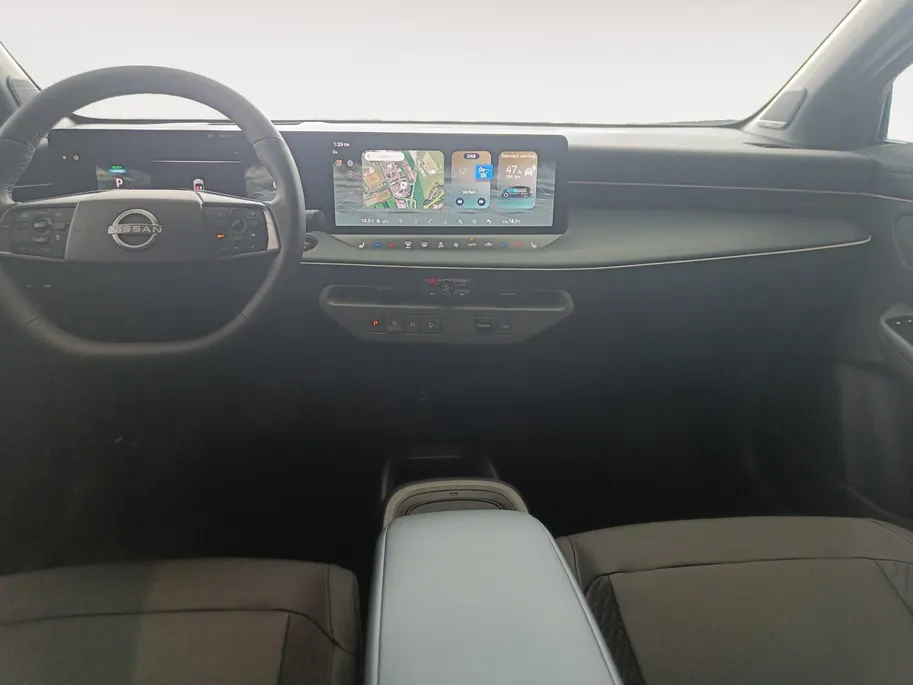 Nissan Leaf Evolve 52 kWh | WLTP 445km | Apple carplay & Android auto | 19inch LM Wielen | Climate contole | Glazen dak | V2L | Electrisch verstelbare stoelen| Bose audio | Head-up display |