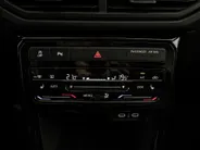 Volkswagen T-Cross Life Edition 1.0 TSI 95 PK 5 versn. Hand · Comfort pakket · Airconditioning automatisch, 2-zone (Climatronic) · Prijs is inclusief inruilpremie · MEGA SALE