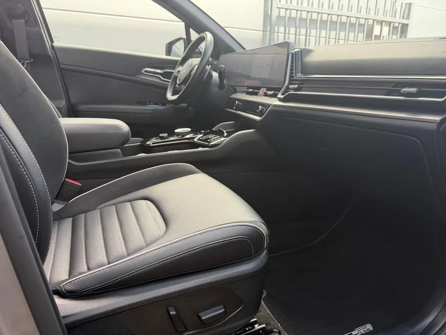 Kia Sportage 1.6 T-GDi Plug-in Hybrid AWD GT-PlusLine | Panoramadak | Meest complete uitvoering | 360 graden camera | Harman Kardon audio | Dealer onderhouden|