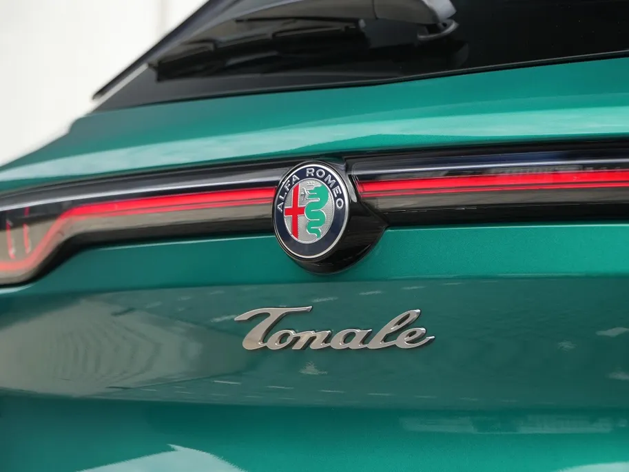 Alfa Romeo Tonale 1.5 MHEV 160 PK Hybrid Veloce | Leder | Winter | 360cam | 20'