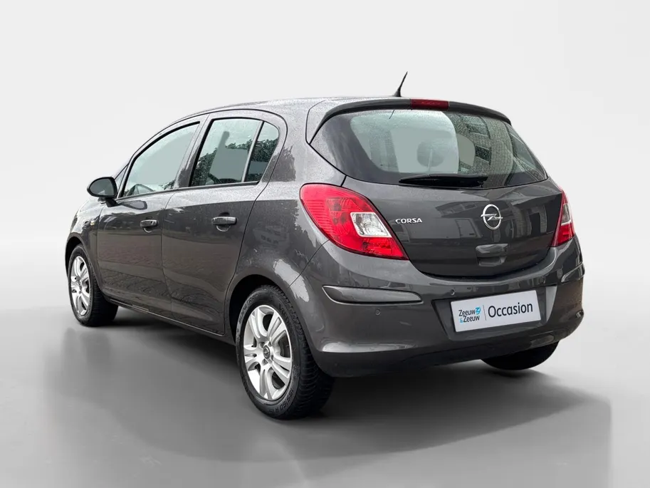 Opel Corsa 1.4-16V Cosmo | Cruise | Lichtmetaal | park sensoren |