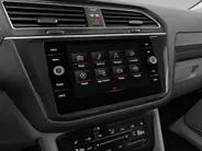Volkswagen Tiguan 1.4 TSI eHybrid 245pk DSG Life Business · Camera · Apple/Android Car Play · Wegklapbare Trekhaak · Stoelverwarming · Navigatie · P-Sensoren · 18'' Inch ·
