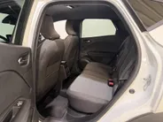 Renault Captur 160PK E-Tech Full Hybrid Techno Automaat | Camera | Parkeersensoren | Adaptive Cruise Control | Climate Control | Apple CarPlay/Android Auto | Full LED | Licht & Regen Sensor | Lichtmetalen Velgen |