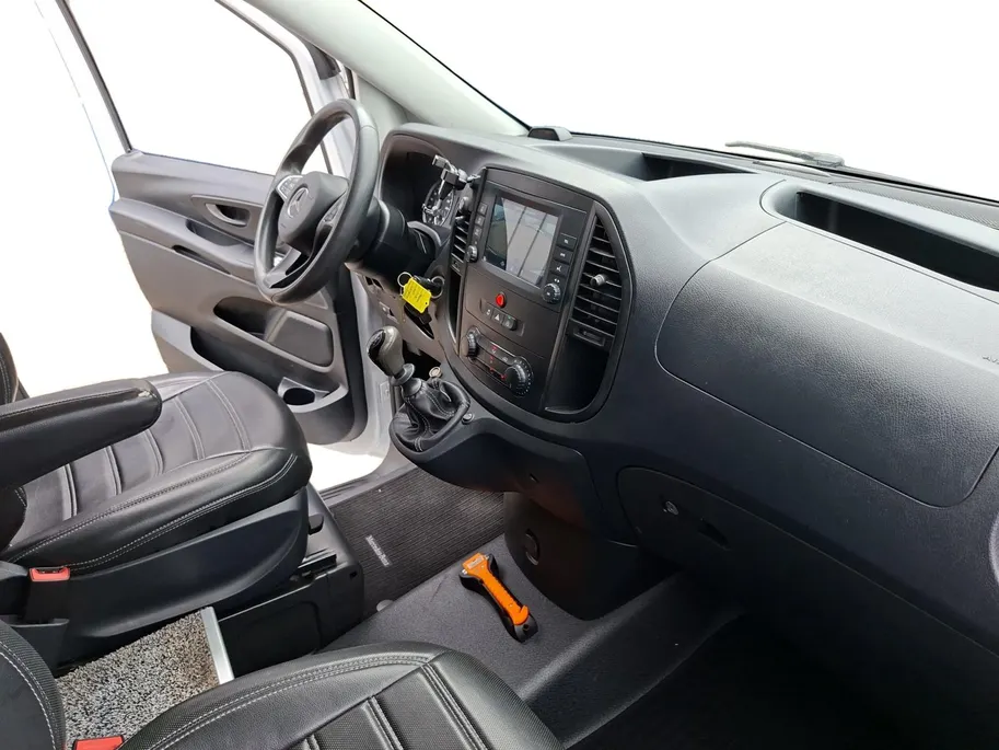 Mercedes-Benz Vito 116 CDI Extra Lang (L3) 165 pk | Imperiaal | Treeplanken | Trekhaak | 3-zits | Camera