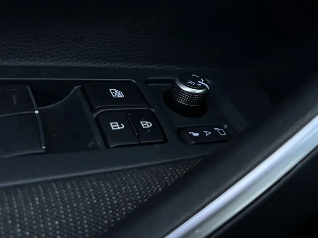 Toyota Corolla Touring Sports Hybrid 140 Active | Stuur en Stoelverwarming | LED
