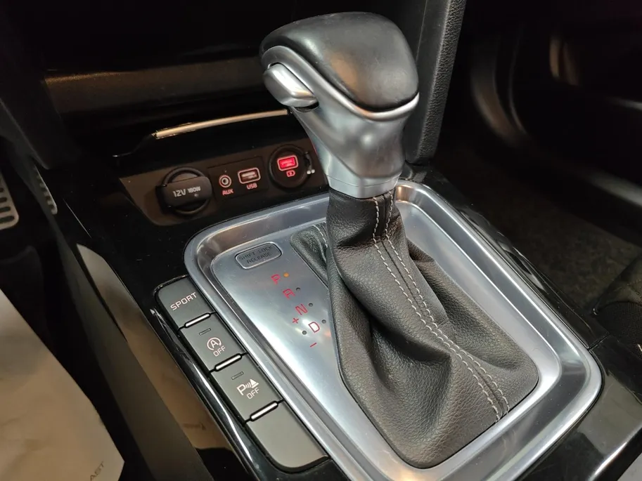 Kia ProCeed 1.4 T-GDI GT-Line | Panoramadak | Navigatie | Camera | JBL Audio | Adaptieve Cruise Control