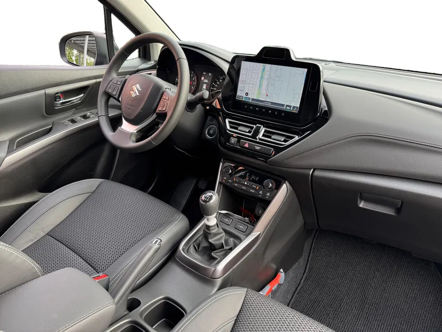 Suzuki S-Cross 1.4 Boosterjet Style Smart Hybrid | Android Auto Apple Carplay | Adaptive Cruise Control | 9-inch touchscreen | Suzuki Connect