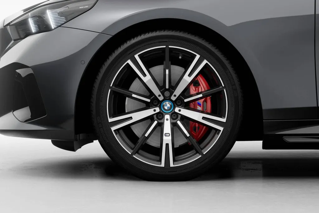 BMW i5 Sedan eDrive40 M Sport Edition