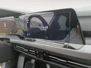 Volkswagen Golf 1.5 eTSI R-Line Business | Airco (automatisch) | Apple Carplay/Android Auto