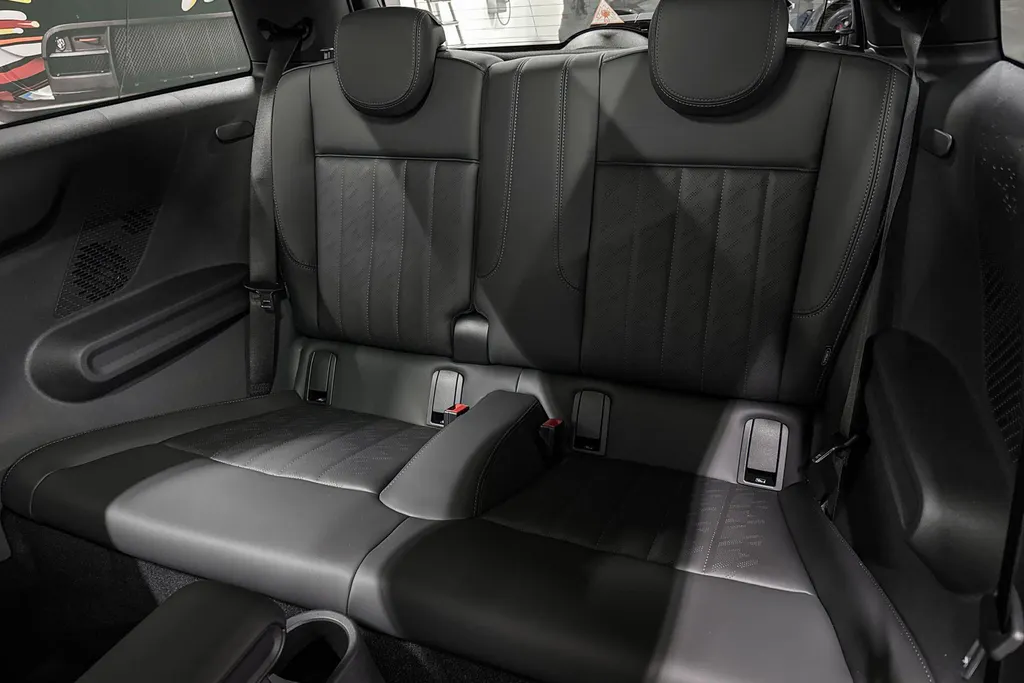 MINI Cooper 3-deurs Cooper C John Cooper Works S