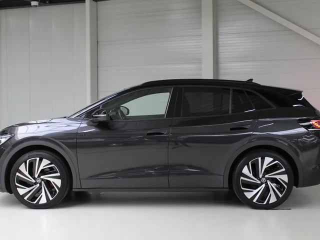 Volkswagen ID.4 GTX 4Motion 77 kWh Panoramadak | Trekhaak | IQ-Light | 21'Velgen | 90% SoH