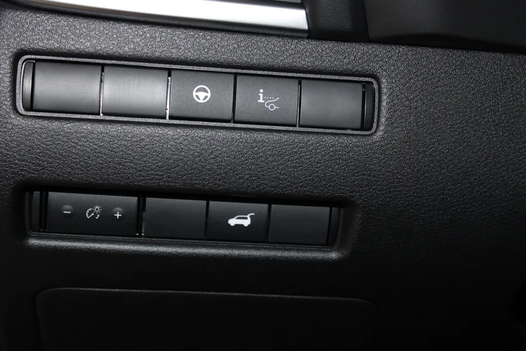 Nissan X-Trail 1.5 e-Power Tekna Plus *Nappa lederen bekleding*beidevoorstelen stoelgeheugen*Navigatie*Applecarplay&Androidauto*Head-up display*Climate controle*360grd amera*pdc voor en achter*
