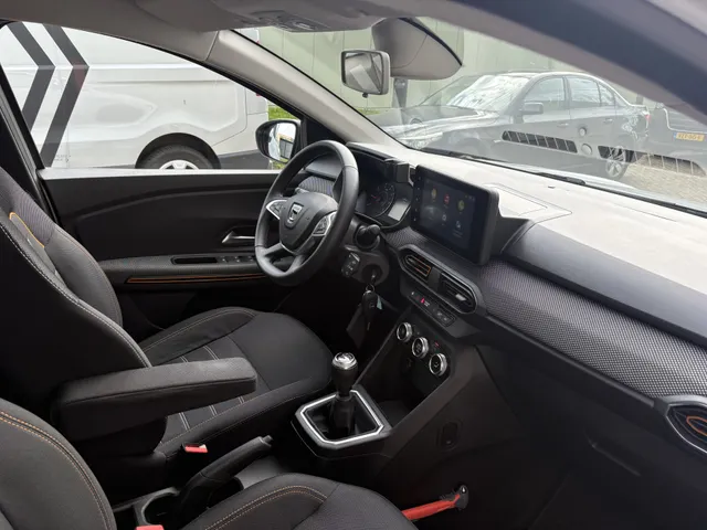 Dacia Sandero Stepway 1.0 TCe 90 Comfort | climate control | achteruitrijcamera | cruise control
