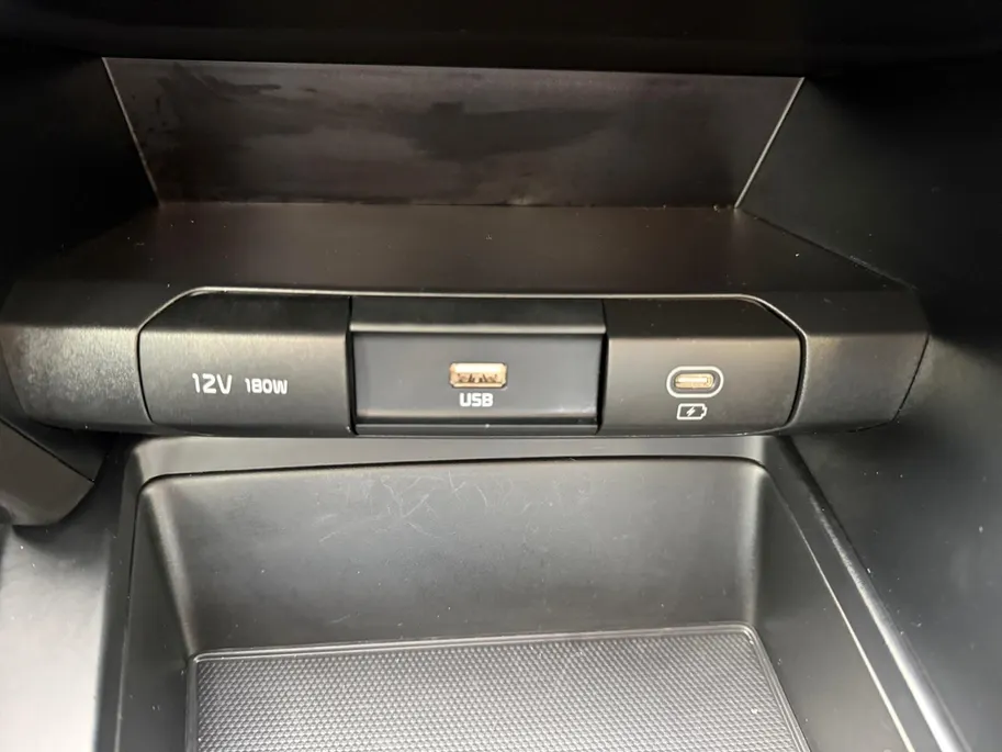 Kia Ceed Sportswagon 1.0 T-GDi ComfortLine Navigatie | Achteruitrijcamera | Climate control | Resterende fabrieksgarantie |