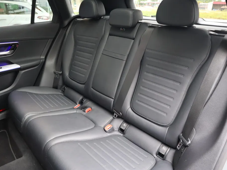 Mercedes-Benz GLC 300e 4MATIC AMG Line