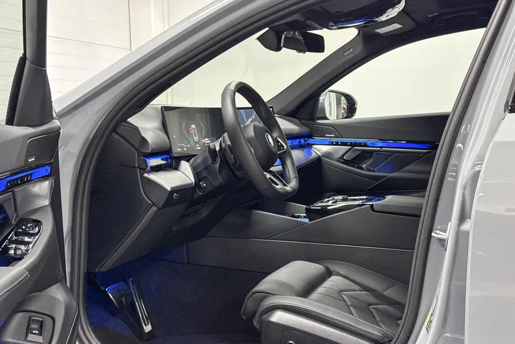 BMW i5 Sedan eDrive40