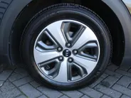 Kia Niro 1.6 GDi Hybrid DynamicPlusLine | Stuur-/stoelverwarming | Camera | Leer | Navi | Clima | Cruise adapt. | Keyless | 16' LM |