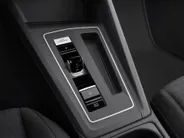 Volkswagen Golf Variant 1.5eTSI/116PK Life Edition · Navigatie · Trekhaak · Apple/Android Car Play · Stoelverwarming · Garantie t/m 26-03-2027